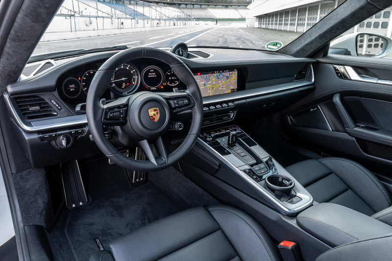 Illustration for article titled Here's How to Tell the New Porsche 911 From the Old One
